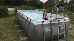 Sæsonbestemt udendørs pool