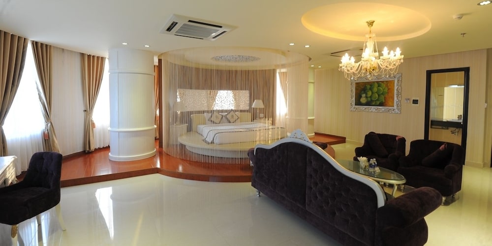 Viet Uc Hotel In Ben Tre Hotel Rates Reviews On Orbitz Viet Uc Hotel In Ben Tre Hotel Rates Reviews On Orbitz