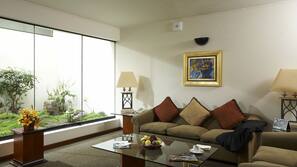 32-inch flat-screen TV with cable channels, LCD TV