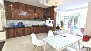 Restauration dans la chambre