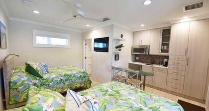 Rod and Reel Resort Room 8