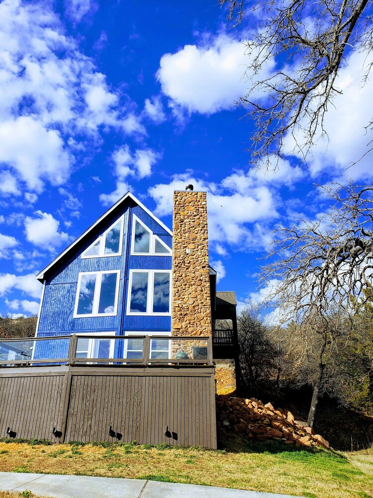 Sky Kabin (Family House) Medicine Park Vrbo