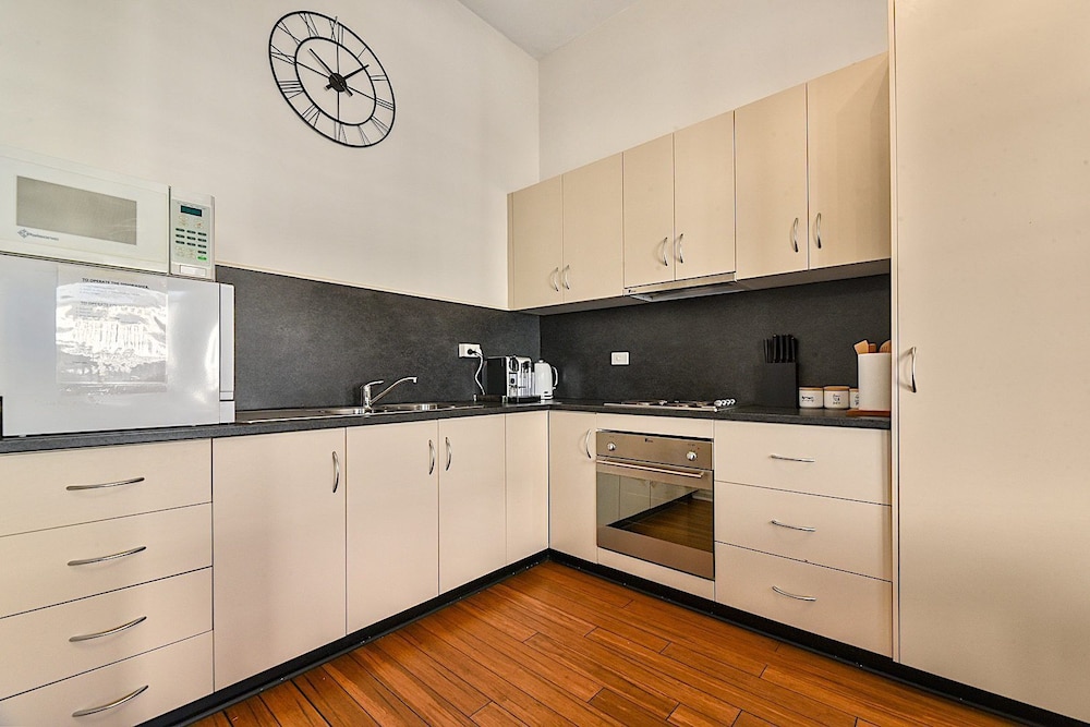 City buzz! - Launceston, TAS