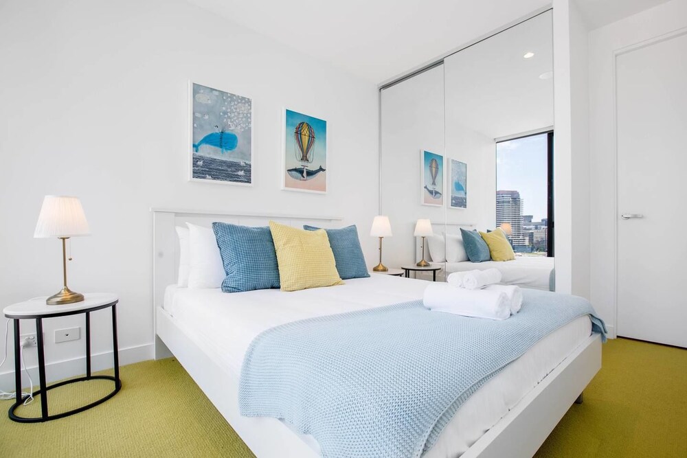 87docklands@2bd2bthlv8watersidefreecarpark