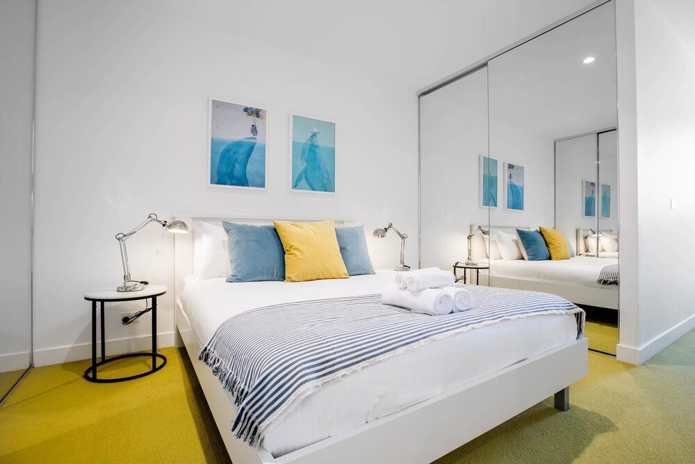 87docklands@2bd2bthlv8watersidefreecarpark
