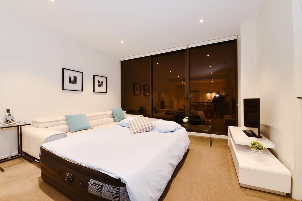 172br1bth Apt Lv31skyline Viewmel CBD Free Tram