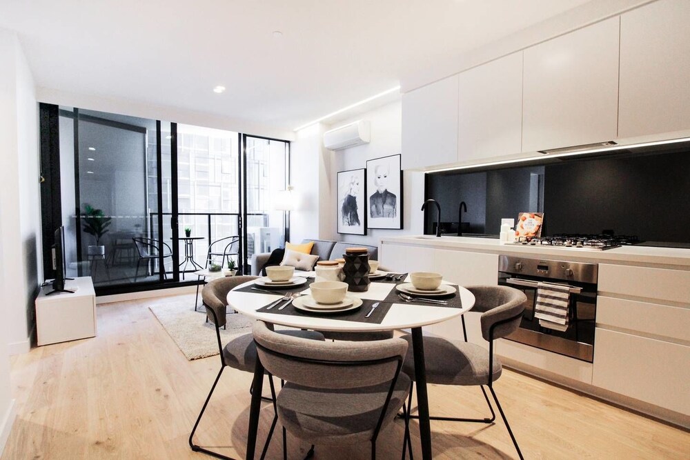 172br1bth Apt Lv31skyline Viewmel CBD Free Tram