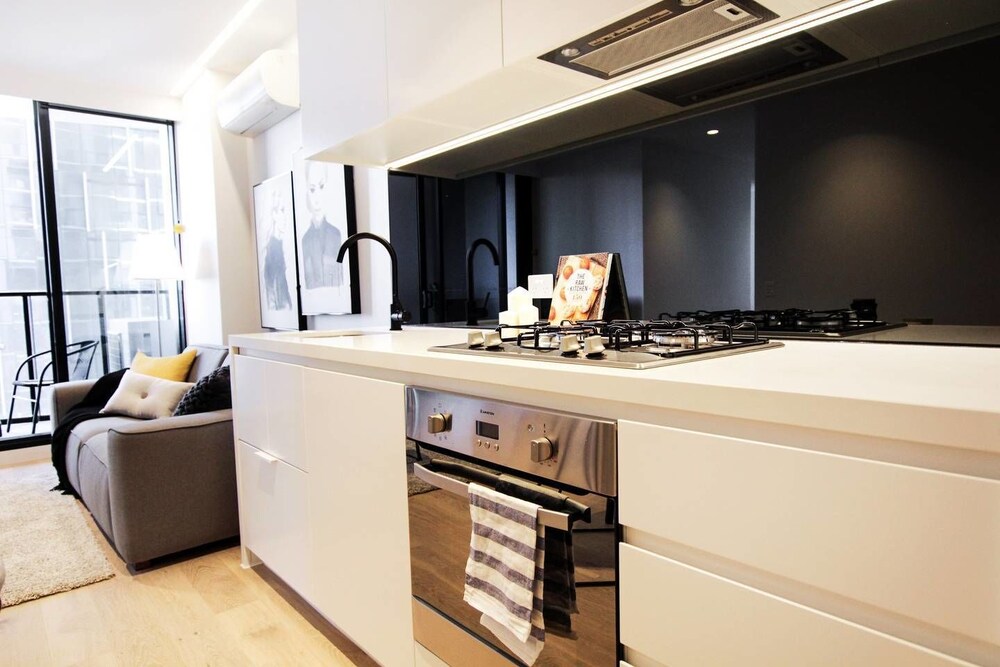 172br1bth Apt Lv31skyline Viewmel CBD Free Tram