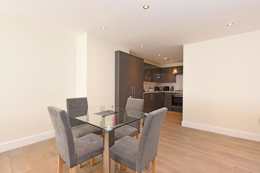 The Glasshouse Apartments Deals & Reviews (London, GBR) Wotif