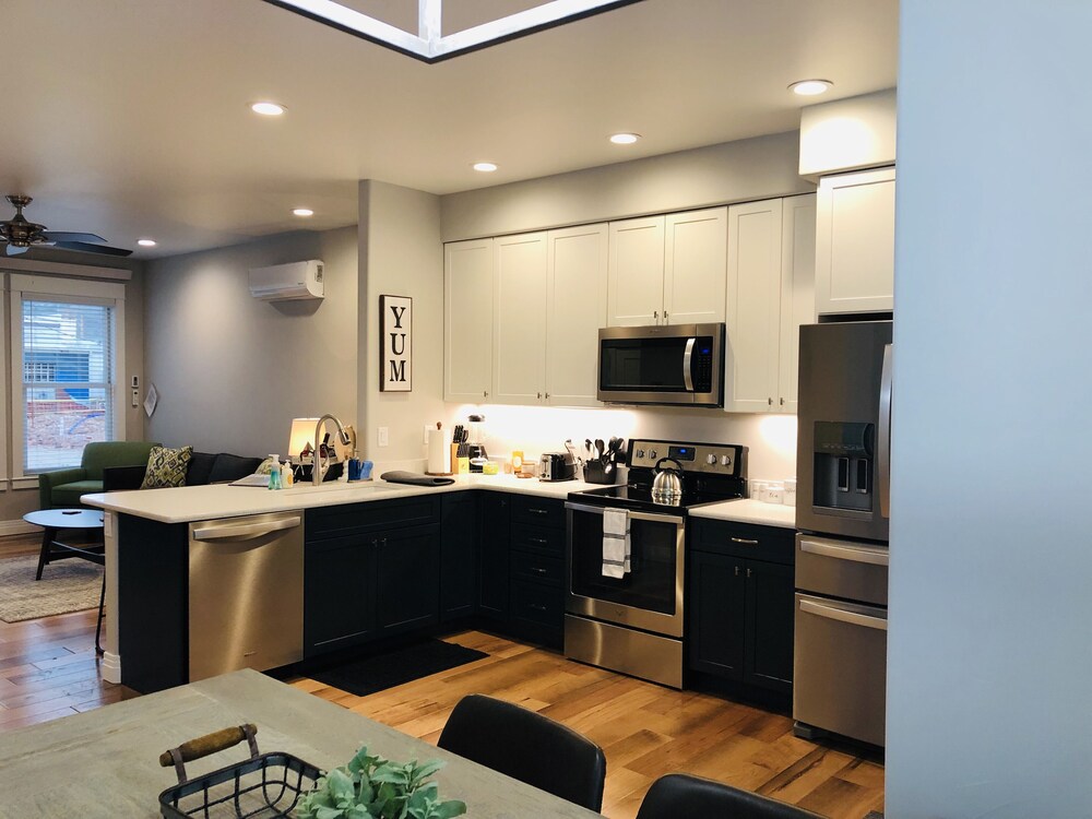 New Luxury Condo in Downtown Salida 0677 Salida Vrbo