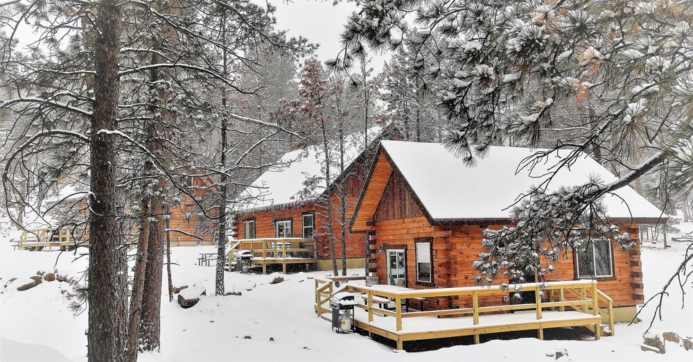 Freedom Ridge Cabins in Hill City | Best Rates & Deals on Orbitz