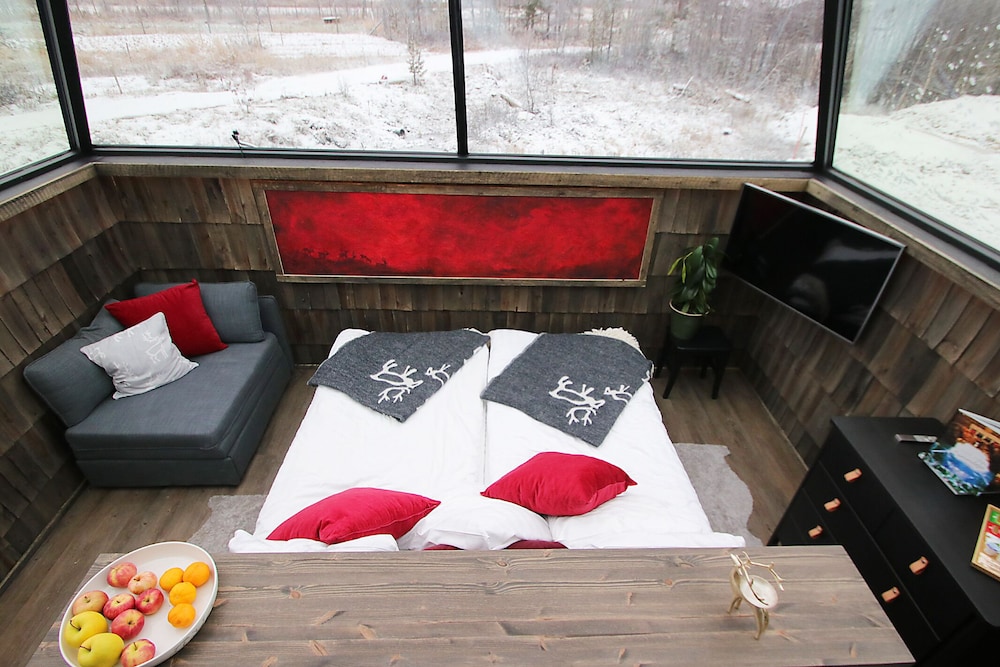 Aurora Pyramid Glass Igloos AU626 Deals & Reviews (Kittila, FIN) Wotif