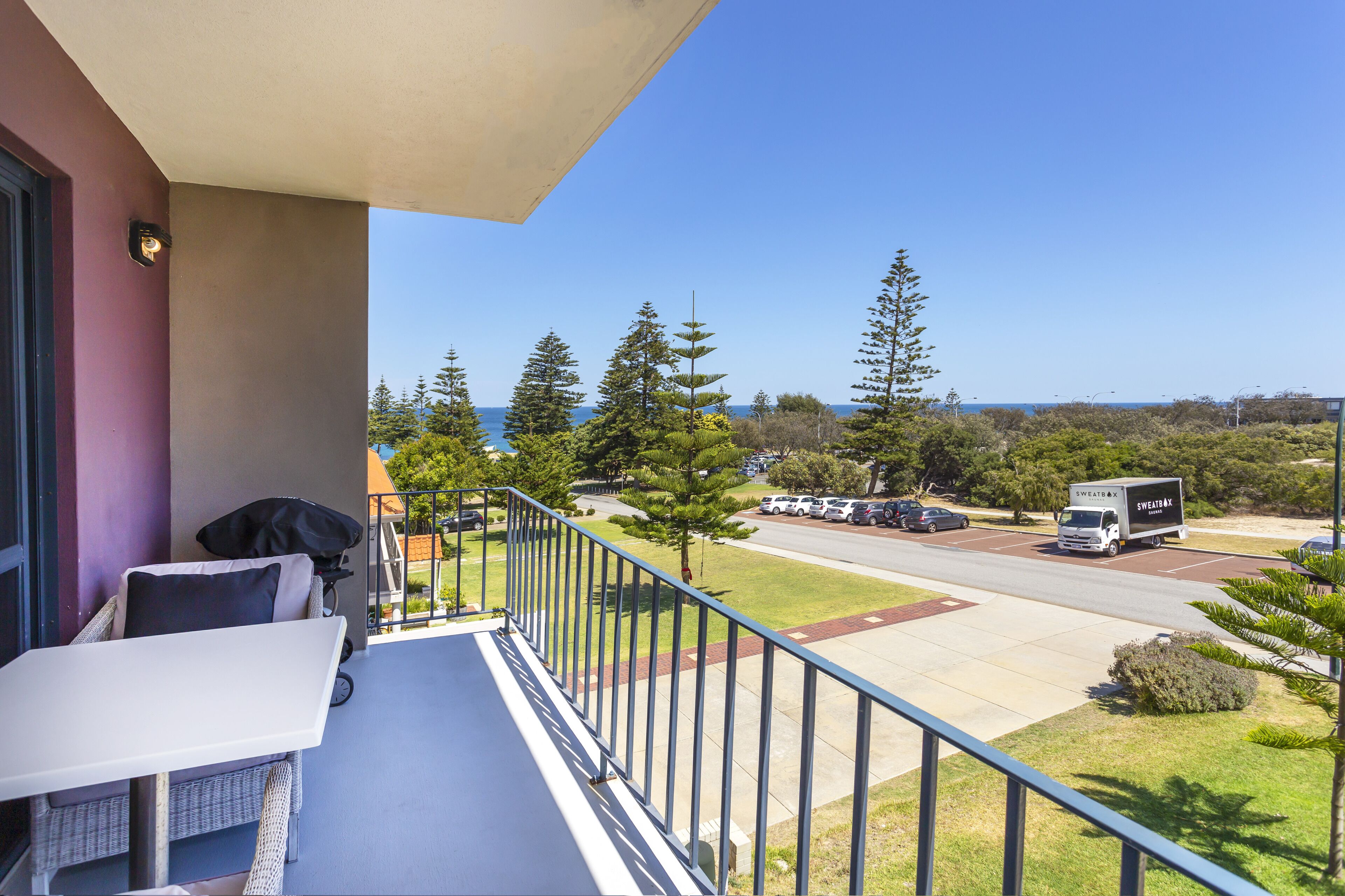 Cottesloe Marine Apartment