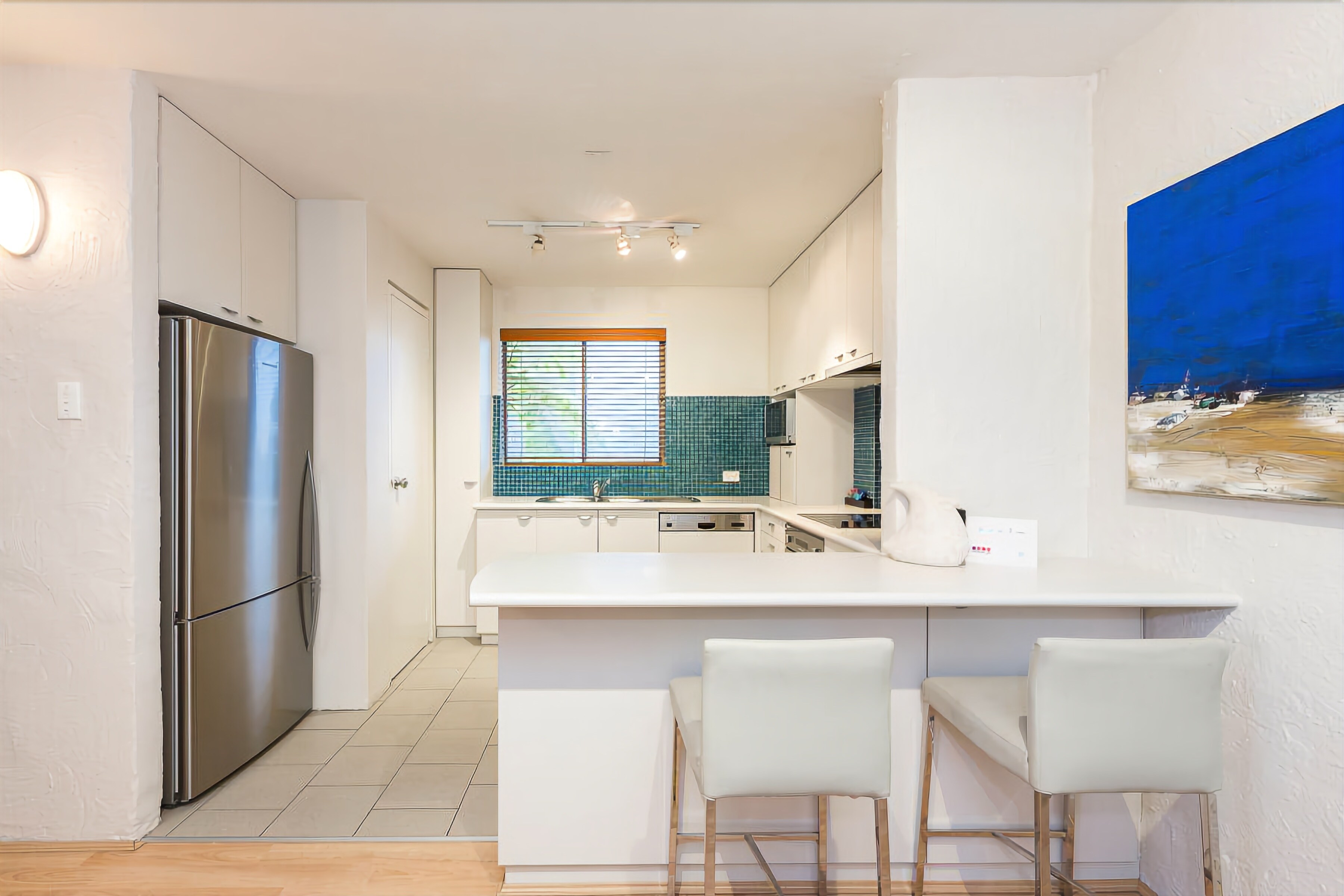 Como Mezzanine Retreat