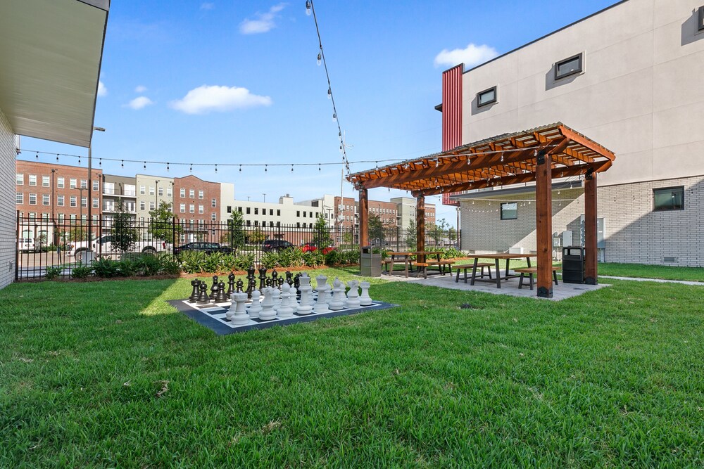 Bienville Townhouse on a Gated Campus