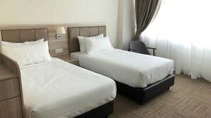 Minibar, desk, free WiFi, linens