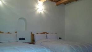 Free cots/infant beds, free WiFi, linens