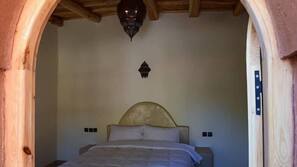Free cots/infant beds, free WiFi, linens