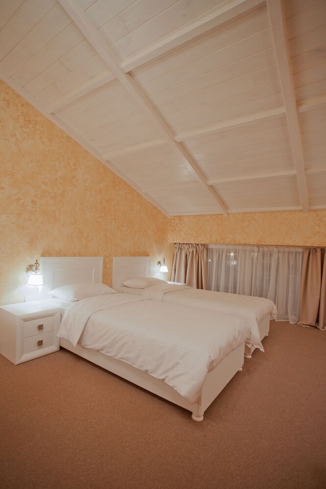 Photo - Orly Park-Hotel