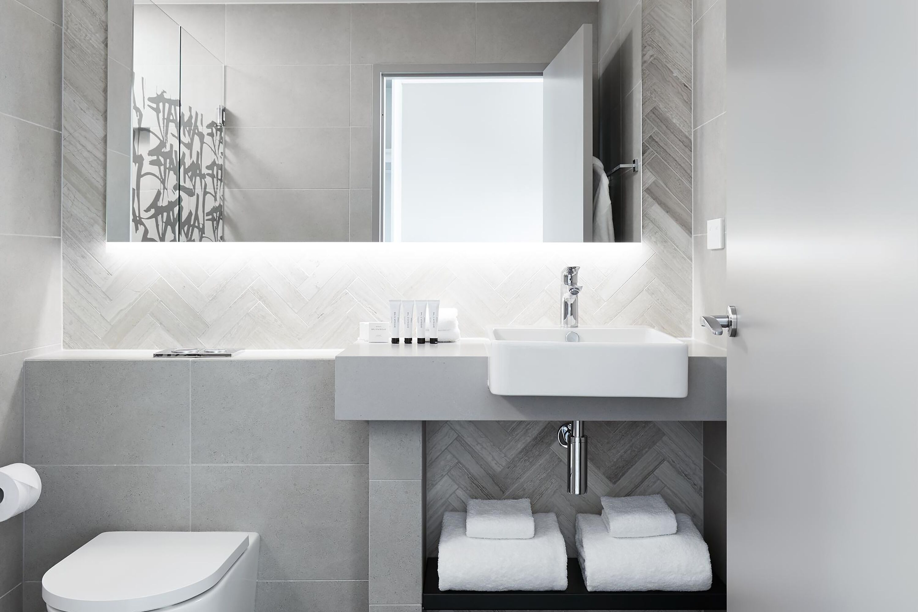 Art Series - The Adnate