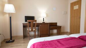 Free WiFi, linens, wheelchair access