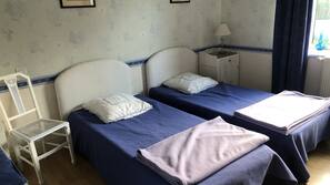 Individually decorated, individually furnished, free cots/infant beds