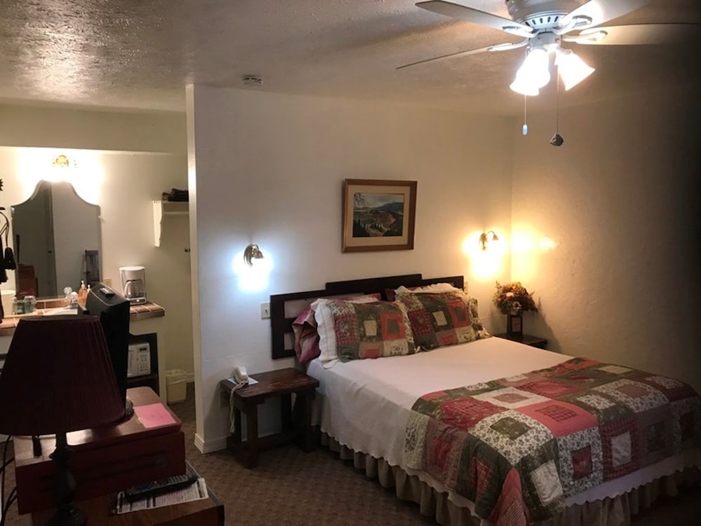 Room 3Historic Little Switzerland Jasper Vrbo