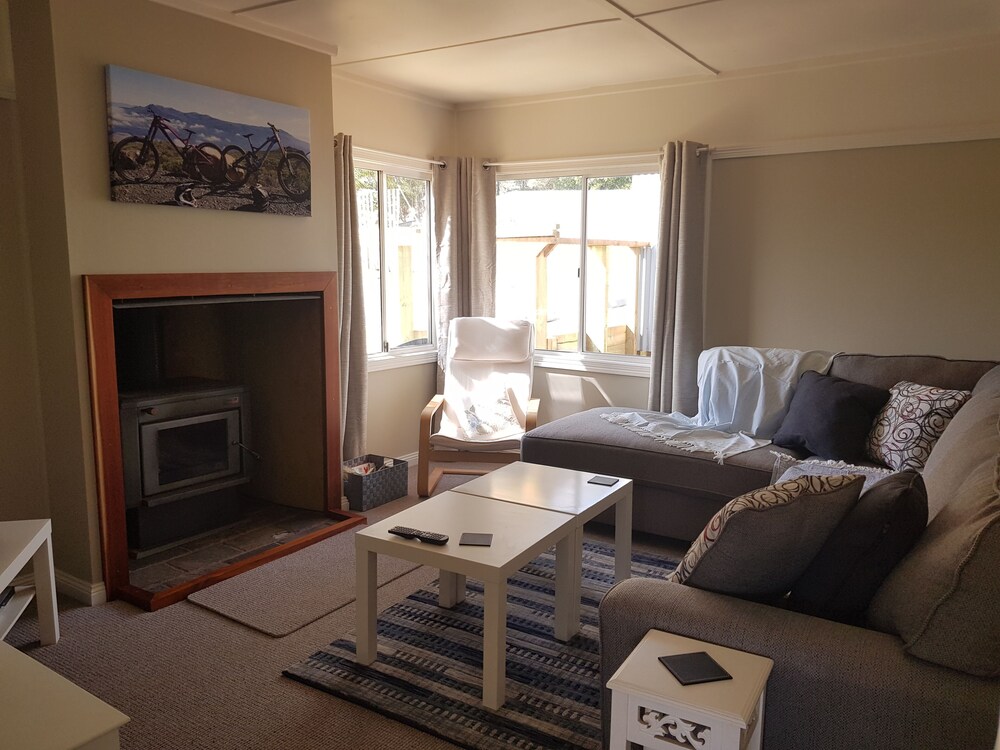 Riders Cottage  close to Maydena Bike Park & 15 minutes to Mt Field National Prk