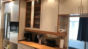 Kühlschrank, Ofen, Herd, Geschirrspüler