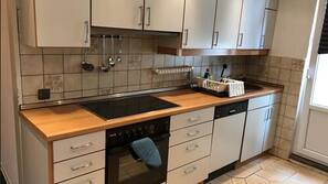 Kühlschrank, Ofen, Herd, Geschirrspüler