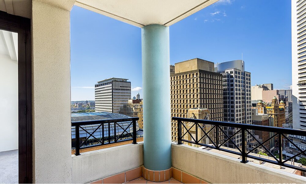 HOSK1 – Hosking Place – Sydney
