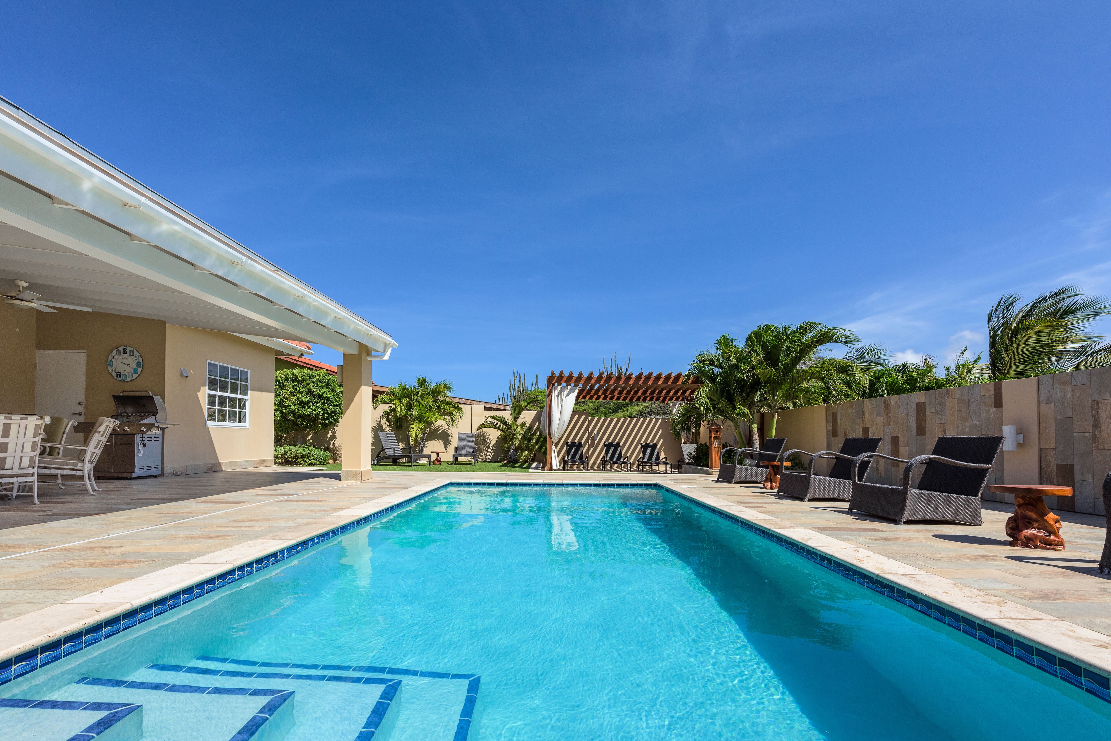 Topaz Pearl Aruba - Private and Stunning Luxury Getaway in Noord, Aruba