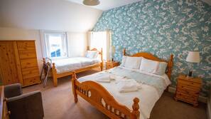 Iron/ironing board, free WiFi, linens