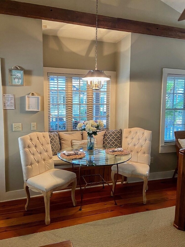 Steinhatchee Landing Resort27 Taylors LandingDog FriendlyCreekside