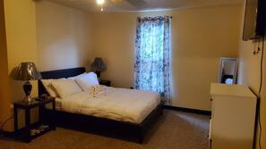 2 bedrooms, iron/ironing board, Internet, bed sheets