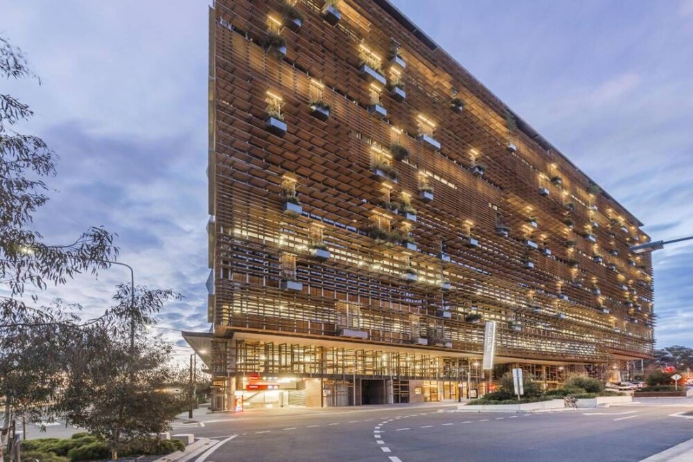 Canberra Luxury Apartment 1