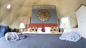 Egyptian cotton sheets, premium bedding, pillow top beds
