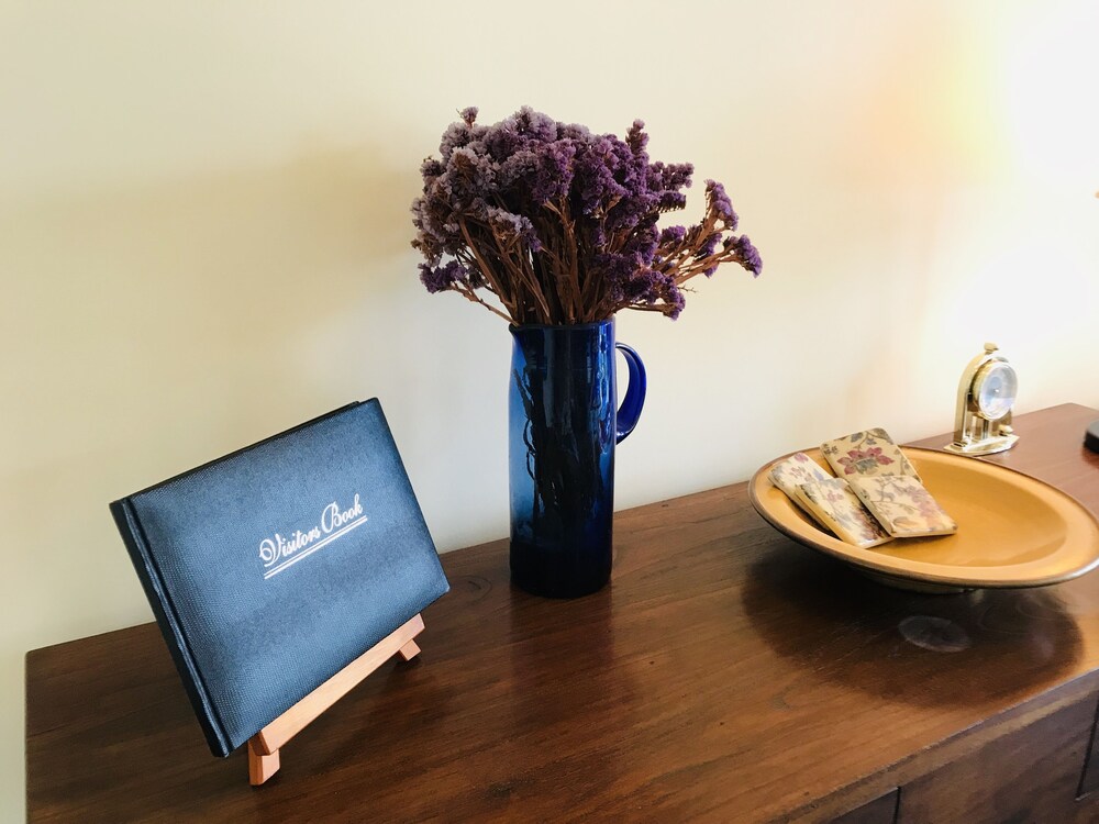 Bruce Waterfront Apartments AU214 Rooms, Reviews & Deals (Akaroa