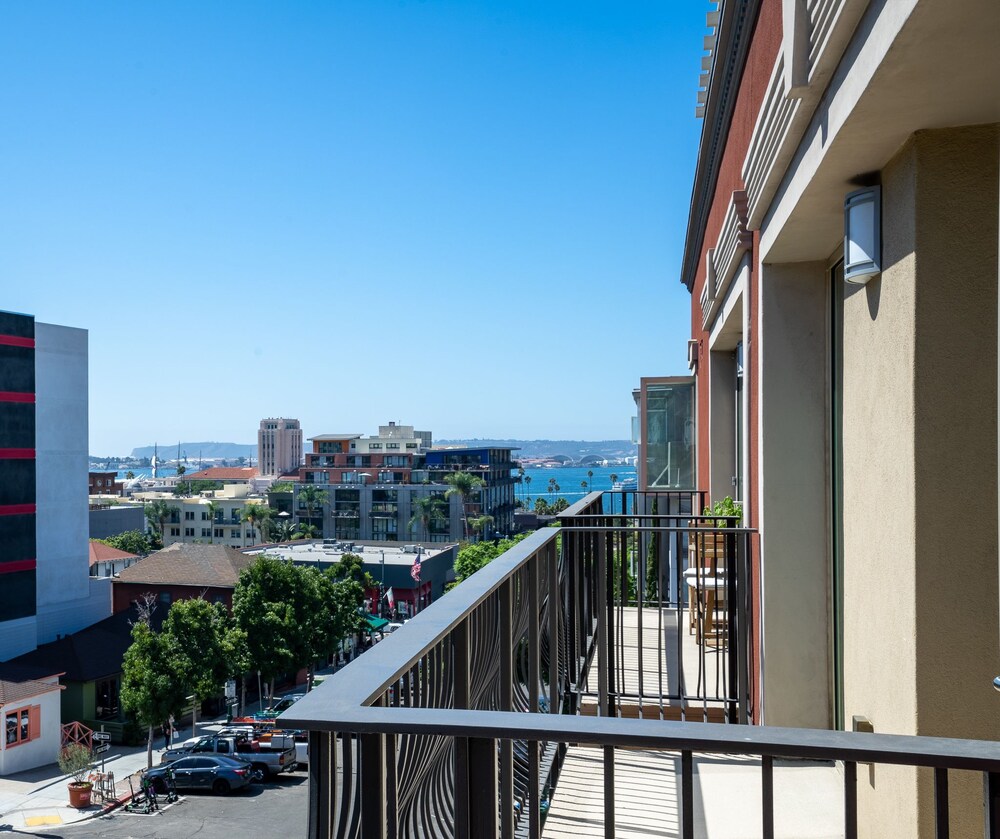 Downtown San Diego Apts by WanderJaunt in San Diego Best Rates