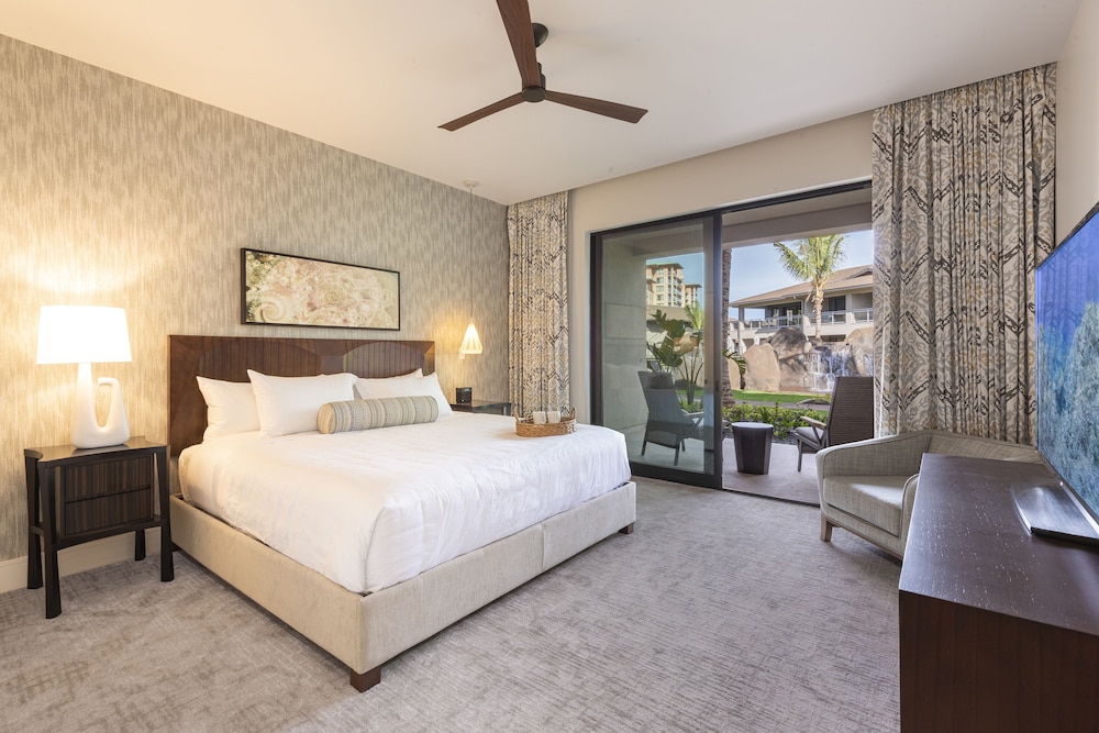 Luana Garden Villas 3B & 3D Beachfront Condo with Pool, Hot Tub, and