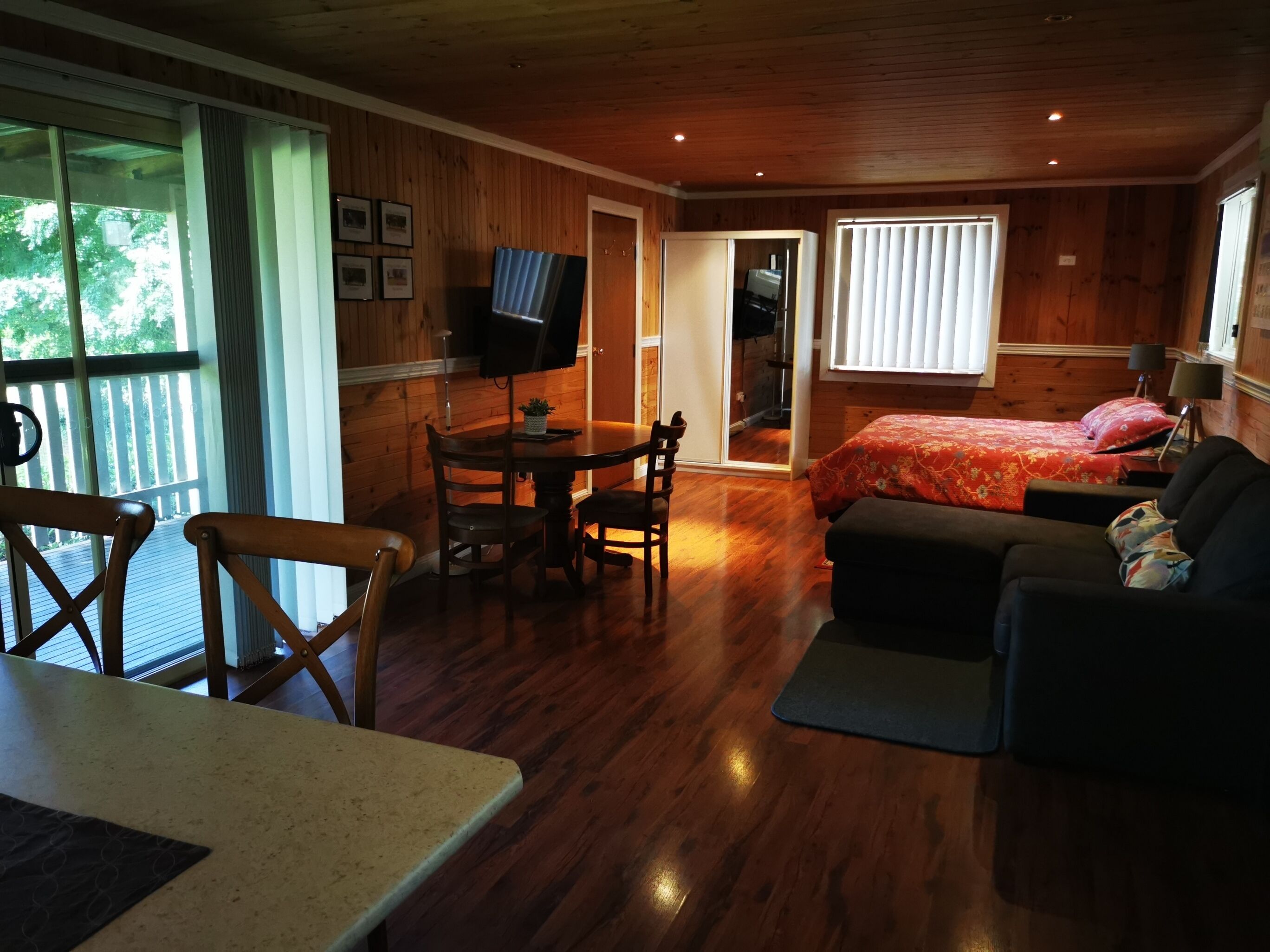 Quiet Country Retreat 2 Minutes From the CBD