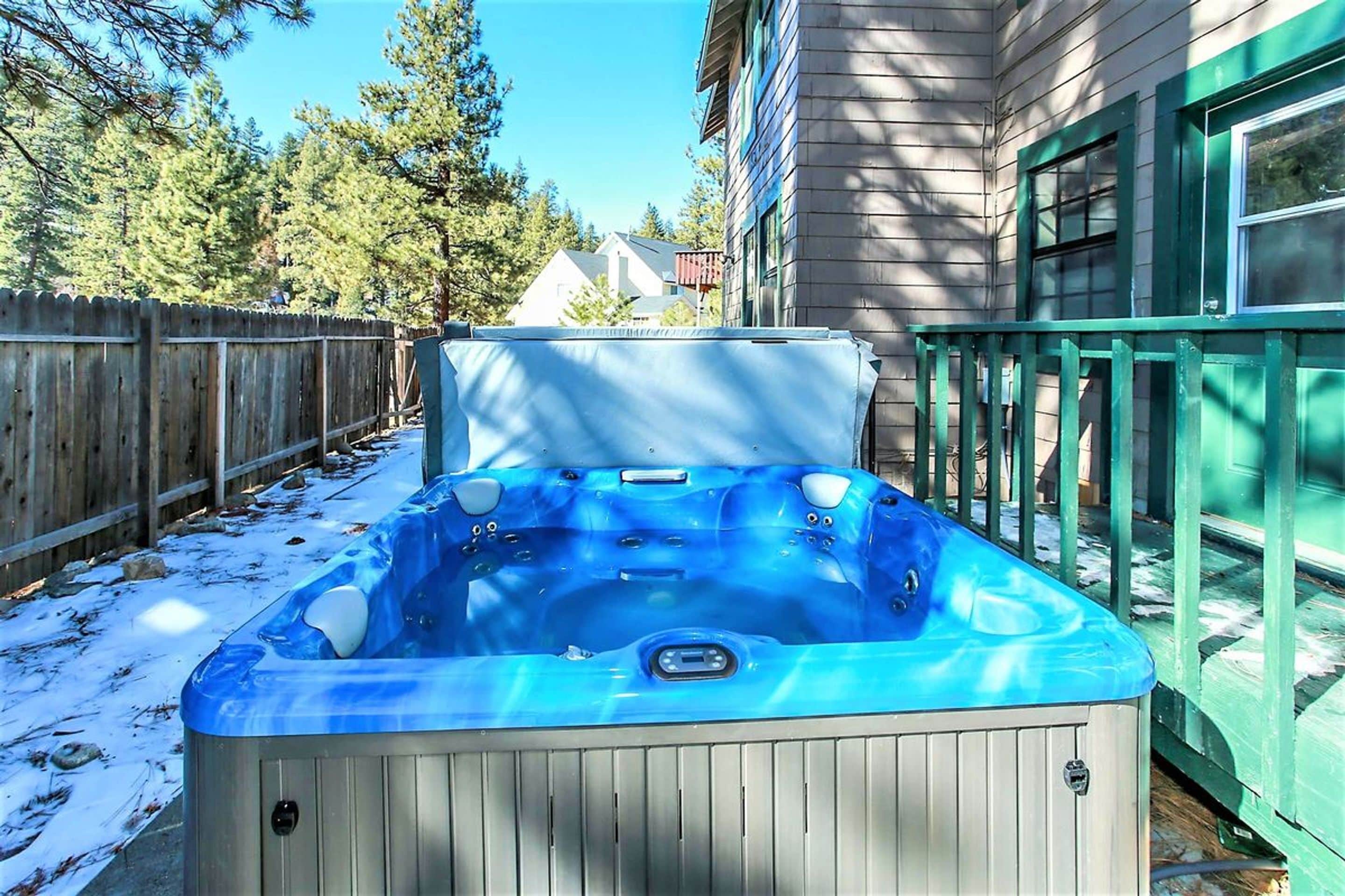 Fawnskin Chalet-1826 by Big Bear Vacations in Big Bear Lake, United States