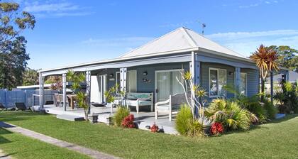 Huskisson Holiday Motel Cabins