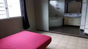 2 bedrooms, blackout curtains, iron/ironing board, free WiFi