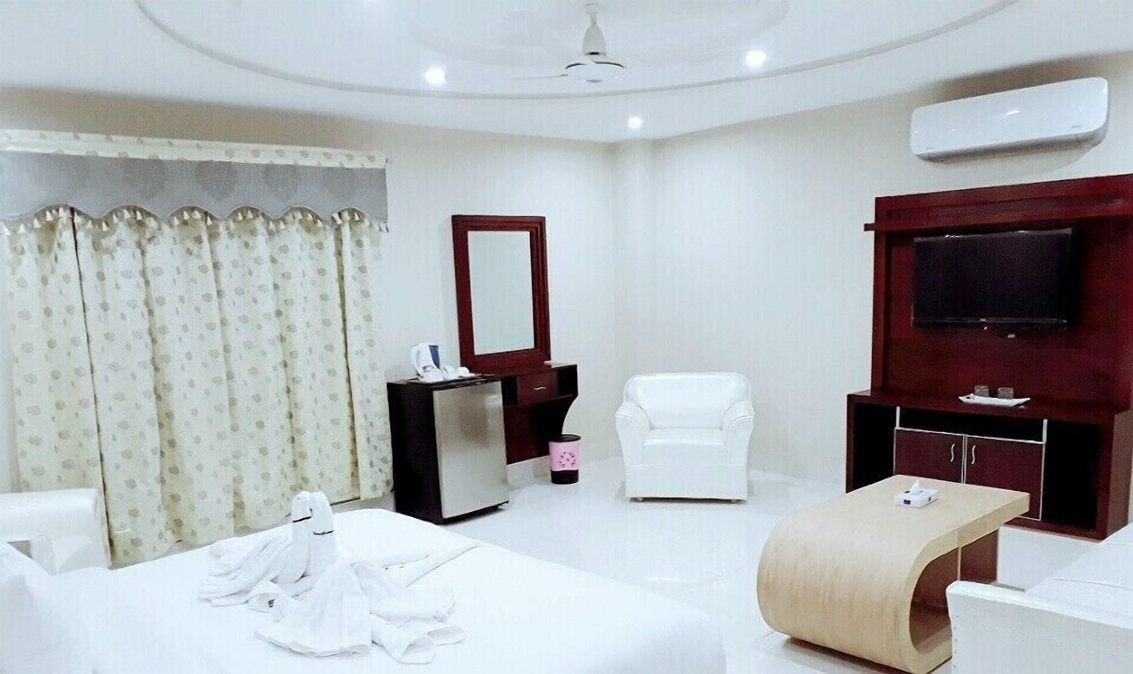 CROWN INN HOTEL in Multan, Pakistan