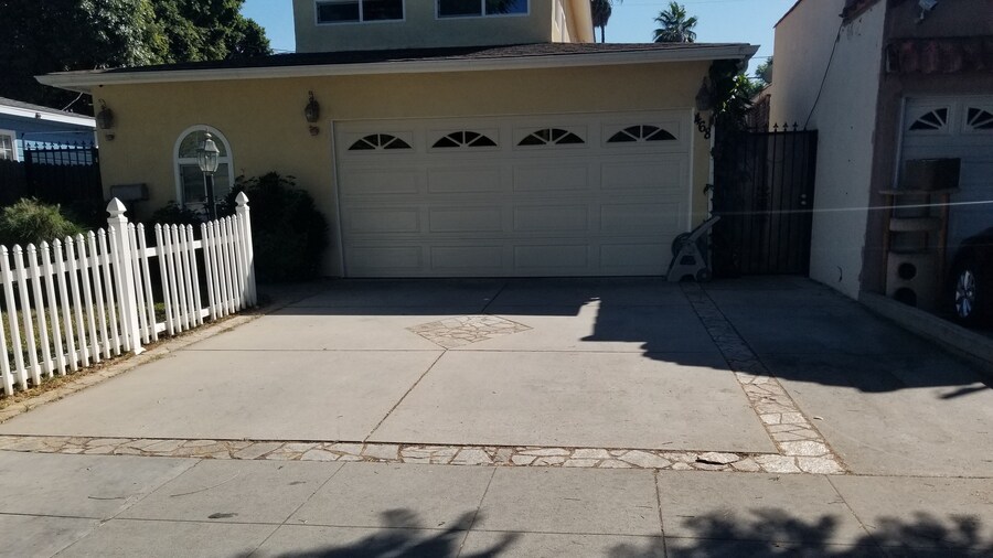 Cynnies Home
