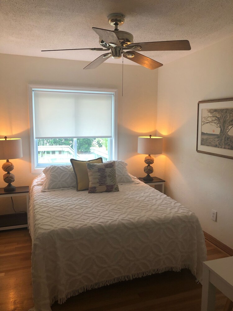 Cailin’s Corner- the chillest coastal stay! 