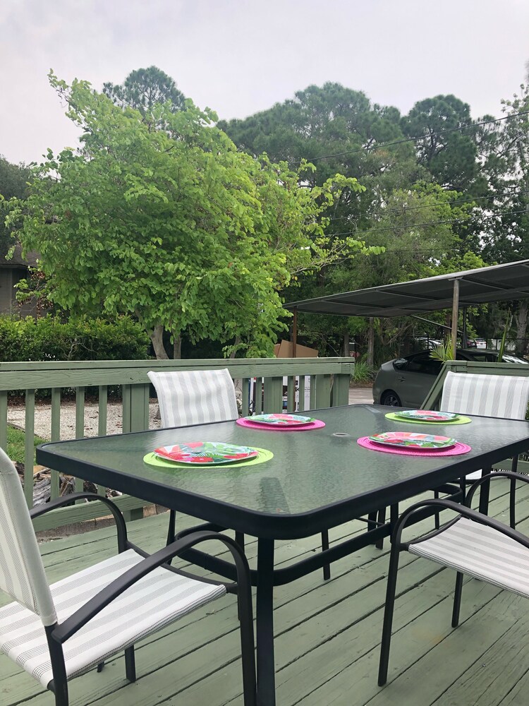 Cailin’s Corner- the chillest coastal stay! 