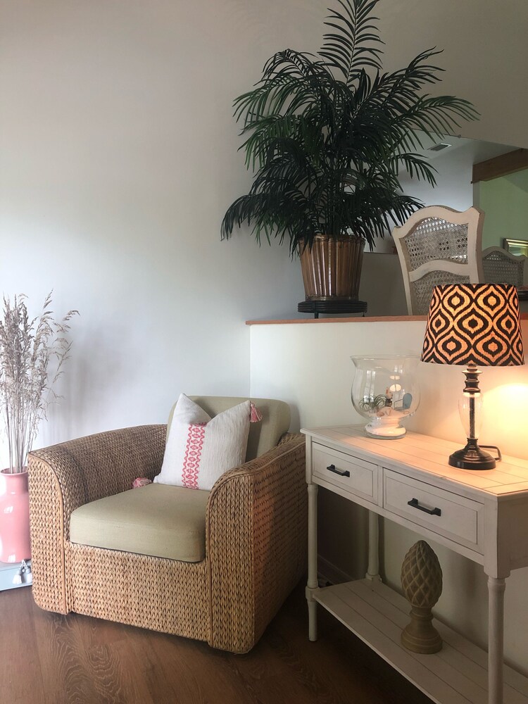 Cailin’s Corner- the chillest coastal stay! 