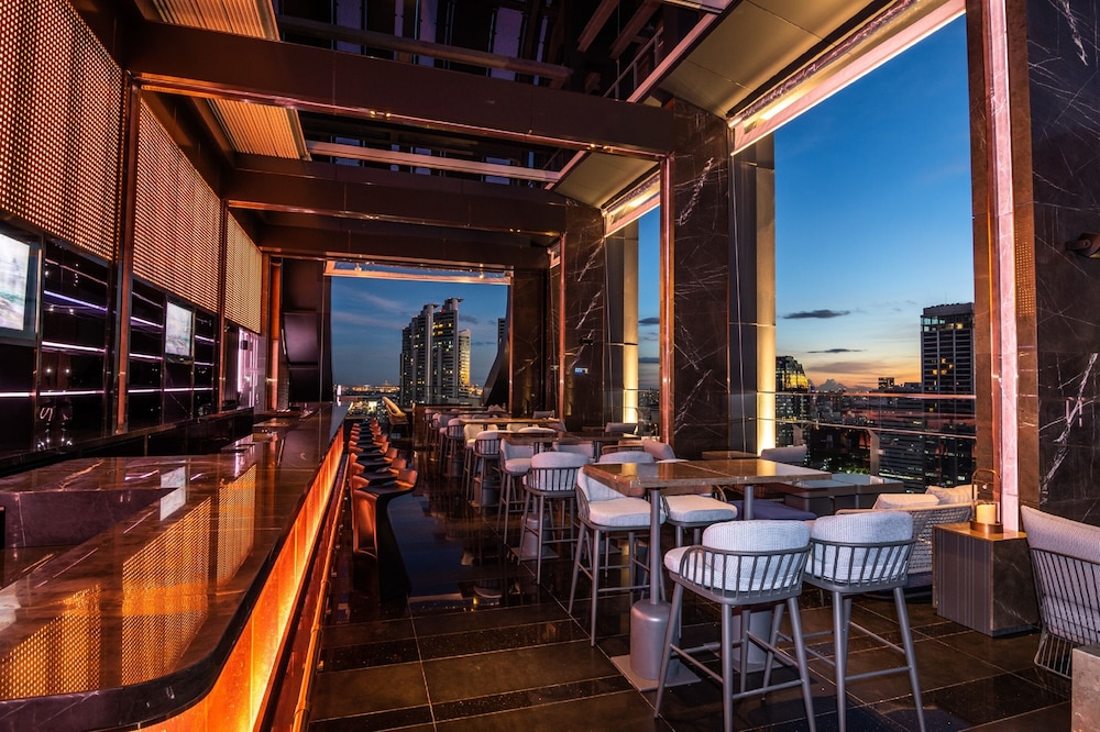 Carlton Hotel Bangkok Sukhumvit In Bangkok Best Rates Deals On Orbitz